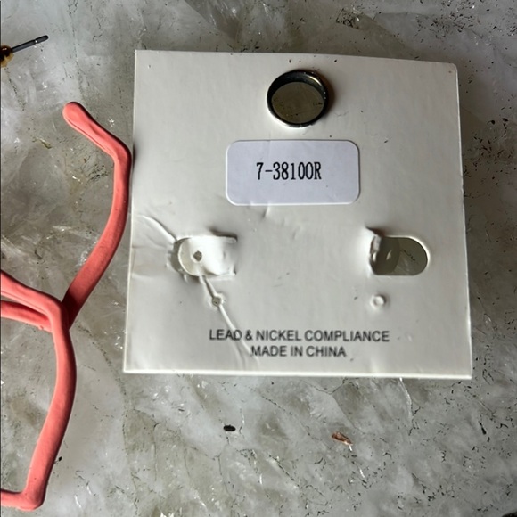 Clover Coral Pink Hoop Earrings - Picture 8 of 8